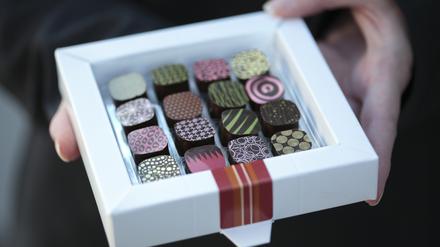 Scheinbar noch im Rahmen.. Teure Pralinen können aber auch Unbehagen bereiten.