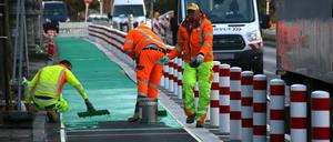 Bauarbeiten an einem Radweg in Neukölln. 