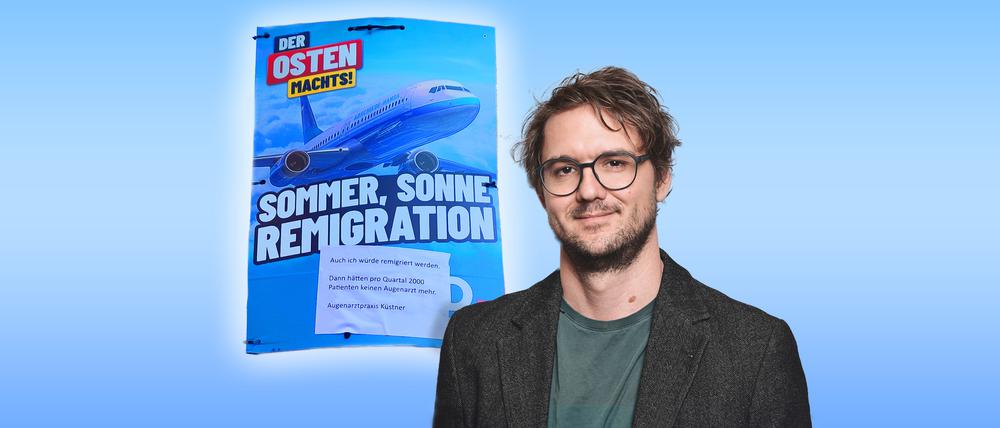 Der Thüringer Augenarzt Allan Küstner vor einem AfD-Wahlplakat.