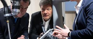 CSU-Chef Markus Söder kann sich eine schwarz-grüne Bundesregierung nicht vorstellen – und begründet das auch mit Robert Habecks Arbeit als Wirtschaftsminister. 