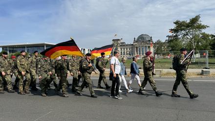 Marsch zum Gedenken 2024 des Reservistenverbands der Bundeswehr am 22.August 2024 in Berlin