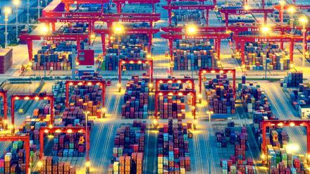 Container-Hafen in Suzhou, China