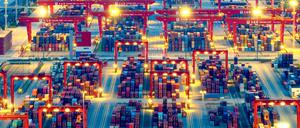 Container-Hafen in Suzhou, China