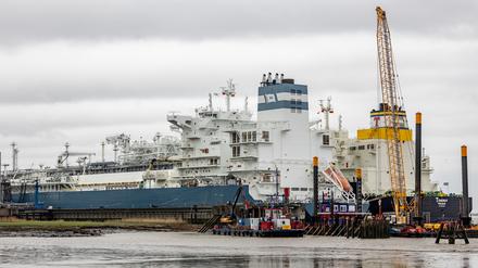 Anfang August wurden erstmals illegale Drohnenflüge über dem Industriepark Brunsbüttel in Schleswig-Holstein und dem neuen LNG-Terminal an der Küste registriert. Inzwischen ermittelt die Staatsanwaltschaft. 
