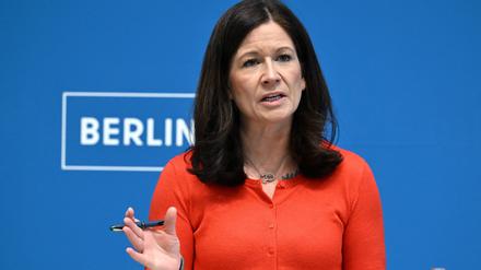 Senatorin setzt weiter auf Quereinsteiger an Schulen (Archivbild) 