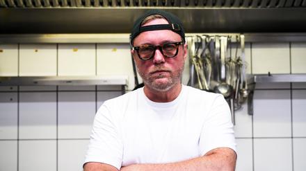 Selfie mit Selbstauslöser: Max Strohe in seiner Küche im „Tulus Lotrek“ in Kreuzberg.