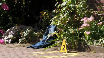 Nach dem Fund von Leichenteilen in Duisburg sitzt ein 26 Jahre alter Mann in Untersuchungshaft.