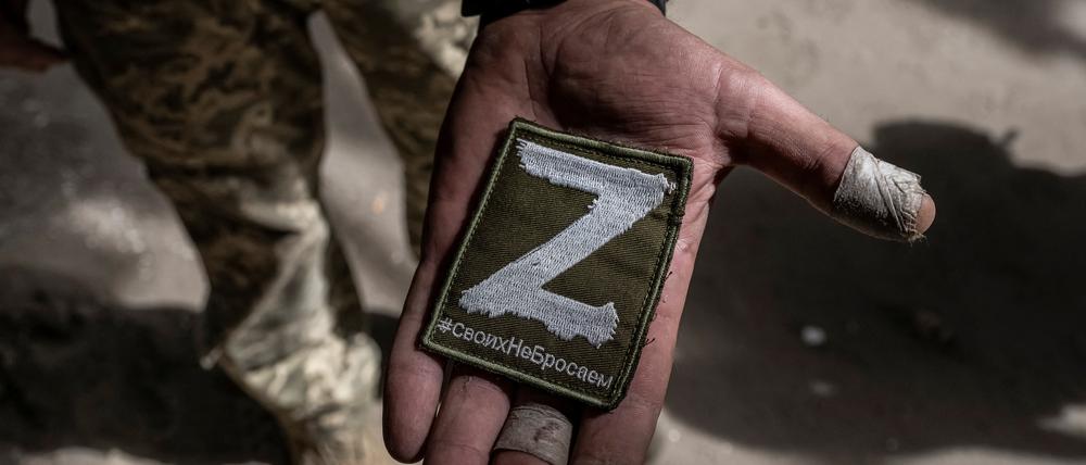 Das „Z“-Symbol für den russischen Angriffskrieg auf die Ukraine.