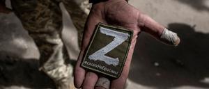 Das „Z“-Symbol für den russischen Angriffskrieg auf die Ukraine.