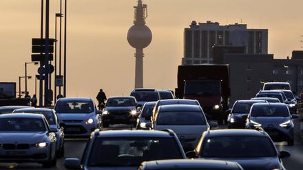 Berlin, Frankfurter Allee: Der Verkehrsbereich bleibt das größte Sorgenkind der deutschen Klimapolitik.