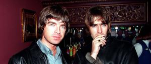 Als sie noch jung waren: Die Brüder Noel (l) und Liam Gallagher von der Band Oasis