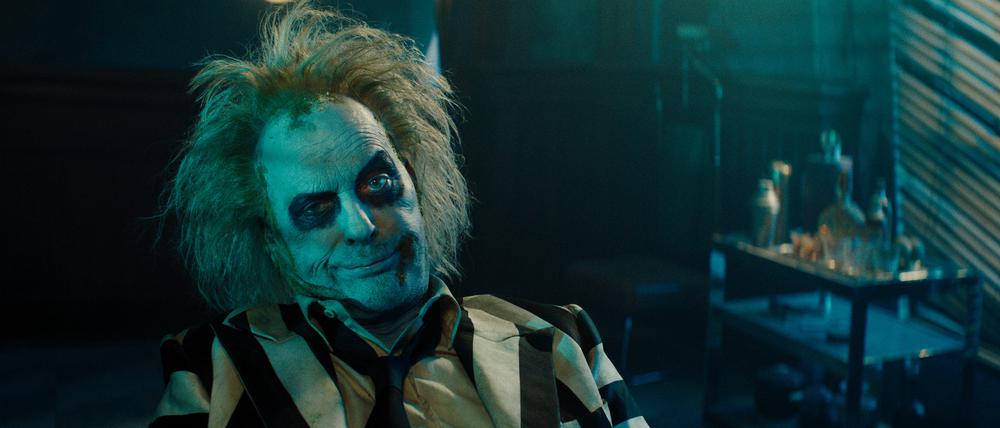 36 Jahre eingemottet und aus der Zeit gefallen wie eh und je. Michael Keaton als politisch unkorrekter Plagegeist Beetlejuice.