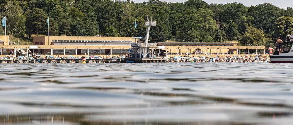 Strandbad Wannsee: Hitze sorgt für volles Strandbad