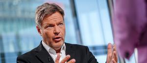 Robert Habeck (Bündnis 90/Die Grünen), Bundesminister für Wirtschaft und Klimaschutz, wirft Oppositionschef vor, das Land zu spalten.
