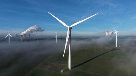Strom soll für alle Verbraucher günstiger werden, die ihren Verbrauch flexibel an die Verfügbarkeit von Wind- und Solarstrom anpassen können.