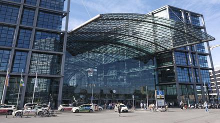 Der Berliner Hauptbahnhof (Symbolbild).