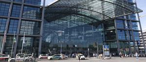 Der Berliner Hauptbahnhof (Symbolbild).