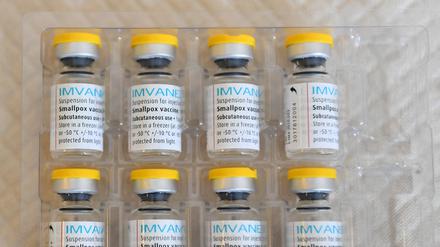 Dosen des Impfstoffs Imvanex von Bavarian Nordic, der zum Schutz gegen das Mpox-Virus verwendet wird.
