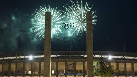 Pyronale, Feuerwerke auf dem Maifeld am Olympiastadion, Berlin, x