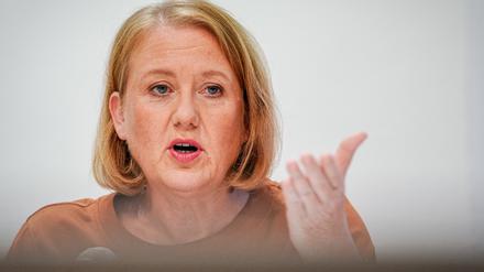 Familienministerin Lisa Paus (Grüne) will ein Gewalthilfegesetz auf den Weg bringen.
