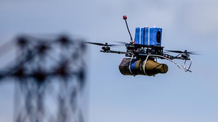 Die Ukraine soll Russland mit mehr als 150 Drohnen angegriffen haben.