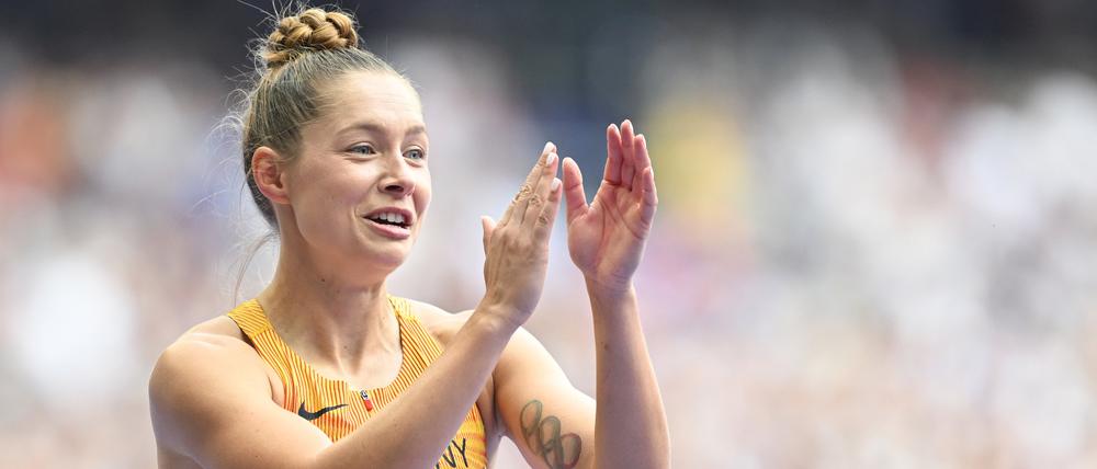 Gina Lückenkemper nach ihrem erfolgreichen Lauf in Berlin.