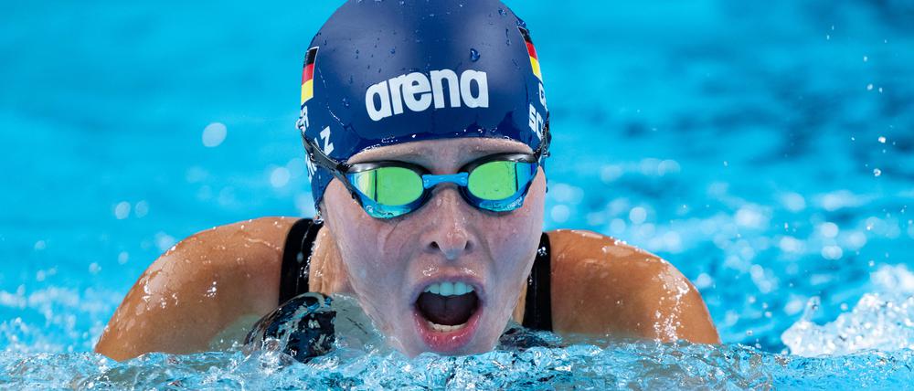 Mit einem unglaublichen Endspurt sicherte sich Tanja Scholz den Sieg über 150 Meter Lagen.