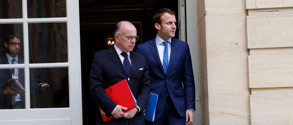 Bernard Cazeneuve und Emmanuel Macron auf einer Aufnahme aus dem Jahr 2017. 