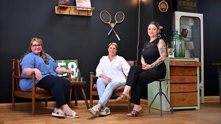 Die drei von der Garnstraße 18: Susanne Eisentraut (v.l.), Karina Wolf und Jenny Schwenkler.