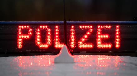 Der 13-Jährige fuhr offenbar ohne auf den Verkehr zu achten auf die Straße. (Symbolbild)