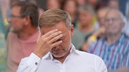 Parteivorsitzender der FDP und Bundesfinanzminister Christian Lindner beim Wahlkampf in Brandenburg (Symbolbild).