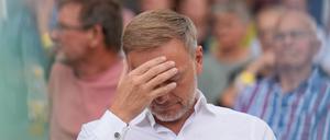 Parteivorsitzender der FDP und Bundesfinanzminister Christian Lindner beim Wahlkampf in Brandenburg (Symbolbild).