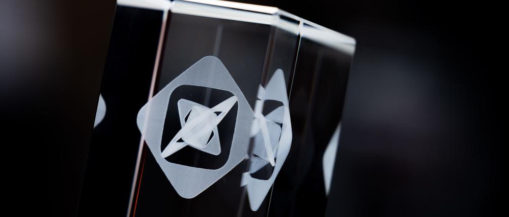 Award bei der Verleihung des Grimme Online Award.