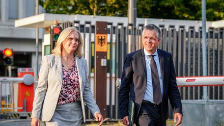 Die Unions-Innenpolitiker Thorsten Frei (CDU) und Andrea Lindholz (CSU) nach dem Spitzentreffen im Bundesinnenministerium. 