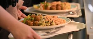 An den Mensen des Studentenwerks Potsdam – hier am Standort Am Neuen Palais – gibt es mittwochs nur vegetarische und vegane Speisen.