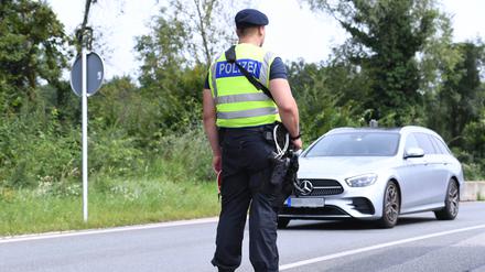 Grenzkontrollen an der deutsch-österreichischen Grenze am Grenzübergang Walserberg.