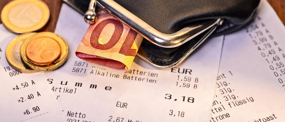 Weniger Inflation gleich weniger Bürgergeld? Derzeit haben die Zahlungen eine sogenannte Bestandsgarantie.