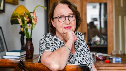 Ost-Berliner Witz. Die Schriftstellerin Katja Lange-Müller. 