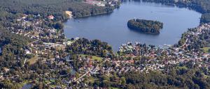 Bei einem Unfall auf dem Werlsee sind drei Menschen verletzt worden. (Symbolbild)