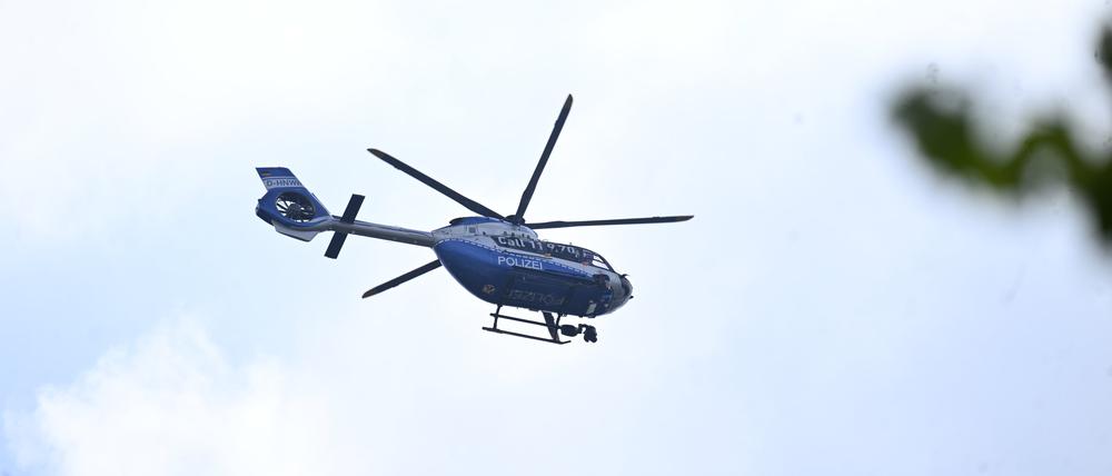 Die Polizei suchte per Hubschrauber nach den Dieben in Potsdam.