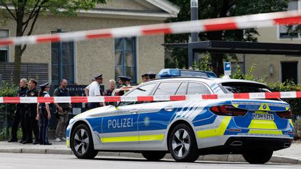 Der Tatort in der Nähe des israelischen Generalkonsulats wurde am Donnerstag in München abgesperrt. 