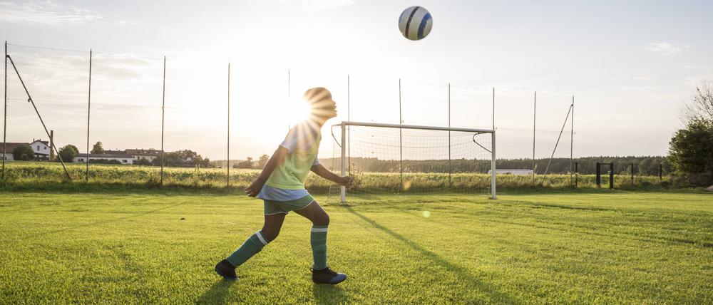 Fußball könnte die schönste Nebensache der Welt sein – wären da nicht die ehrgeizigen Eltern am Spielfeldrand. 