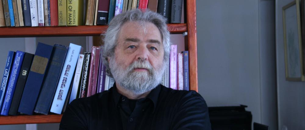Der Rabbinische Leiter des liberalen „Regina Jonas Seminars“ der Nathan-Peter-Levinson-Stiftung ist der israelische Rabbiner Prof. Yehoyada Amir.