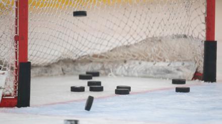 Da müssen die Pucks rein. Die Eisbären wollen in der CHL öfter ins Tor treffen.