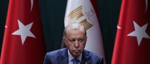 Der türkische Präsident Recep Tayyip Erdogan will zwischen Ost und West vermitteln.