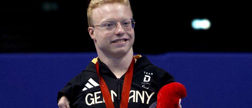 Josia Topf komplettiert seine Medaillensammlung von den Paralympics in Paris. 