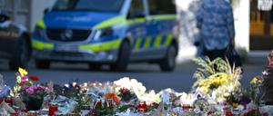 Blumen am Tatort in Solingen
