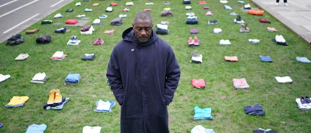 Schauspieler Idris Elba bei der Vorstellung seiner Kampagne „Don’t Stop Your Future“ auf dem Parliament Square in Westminster im Zentrum Londons. Elba fordert das sofortige Verbot von Macheten und sogenannten Zombiemessern. 