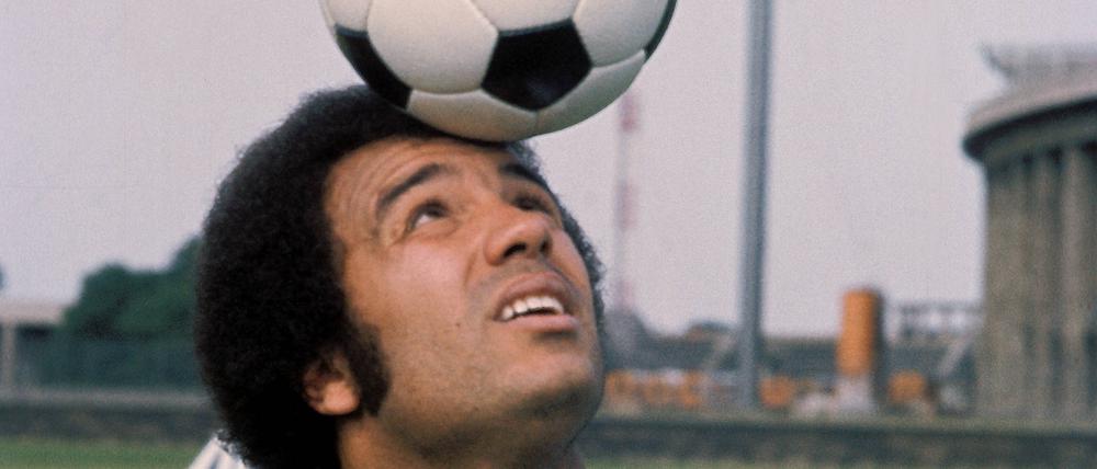 Von 1975-76 spielte Erwin Kostedde bei Hertha BSC Berlin.