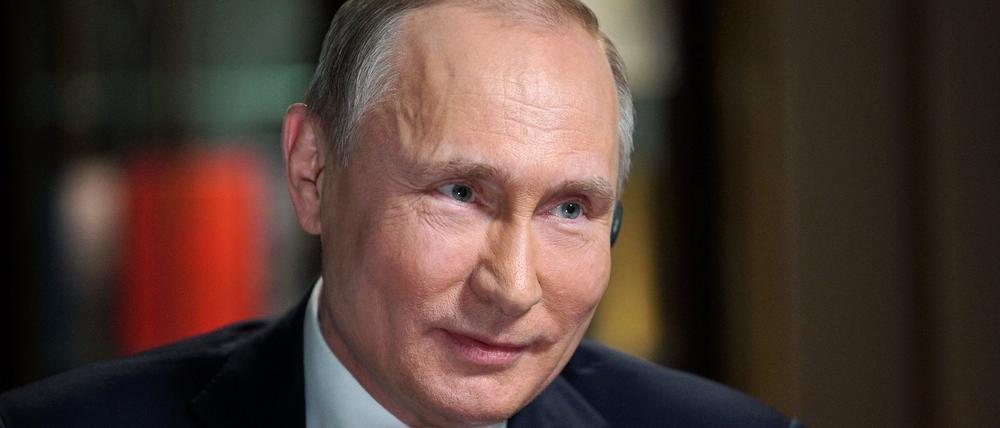 Der russische Präsident Wladimir Putin bei einem Interview mit der NBC-Journalistin Megyn Kelly in Kaliningrad, Russland, 2. März 2018. 